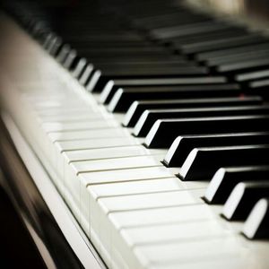 开心激情播播网
